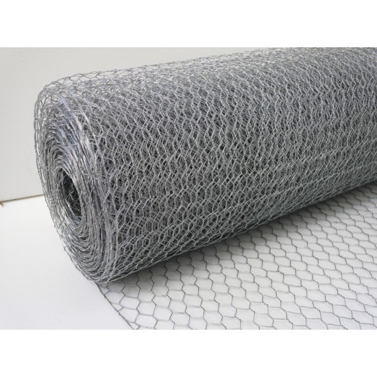 Chicken Mesh 900mm x 10m Roll With 25mm Holes (20g)