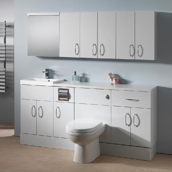 Q-Line 1800 Combination with Roll Holder - 350mm Depth Q-Line Furniture Colour: Gloss White - Q-Line Handles: Slim D - Brushed Brass - Q-Line Worktop Colour: Gloss White